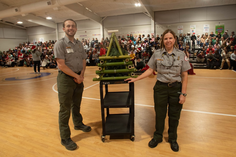 Allatoona Lake Park Ranger Visits Cartersville Elementary School