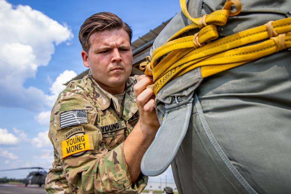 UH-60 during Airborne training operation