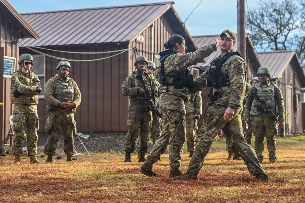 Advanced Ready Training: 19th CABS builds expeditionary competencies