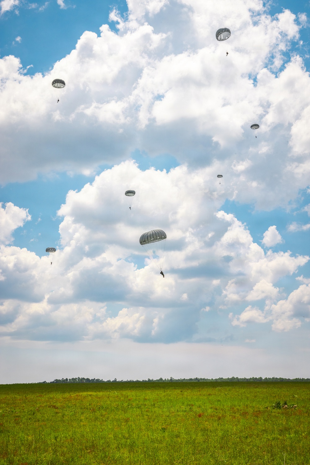 UH-60 Airborne operation training