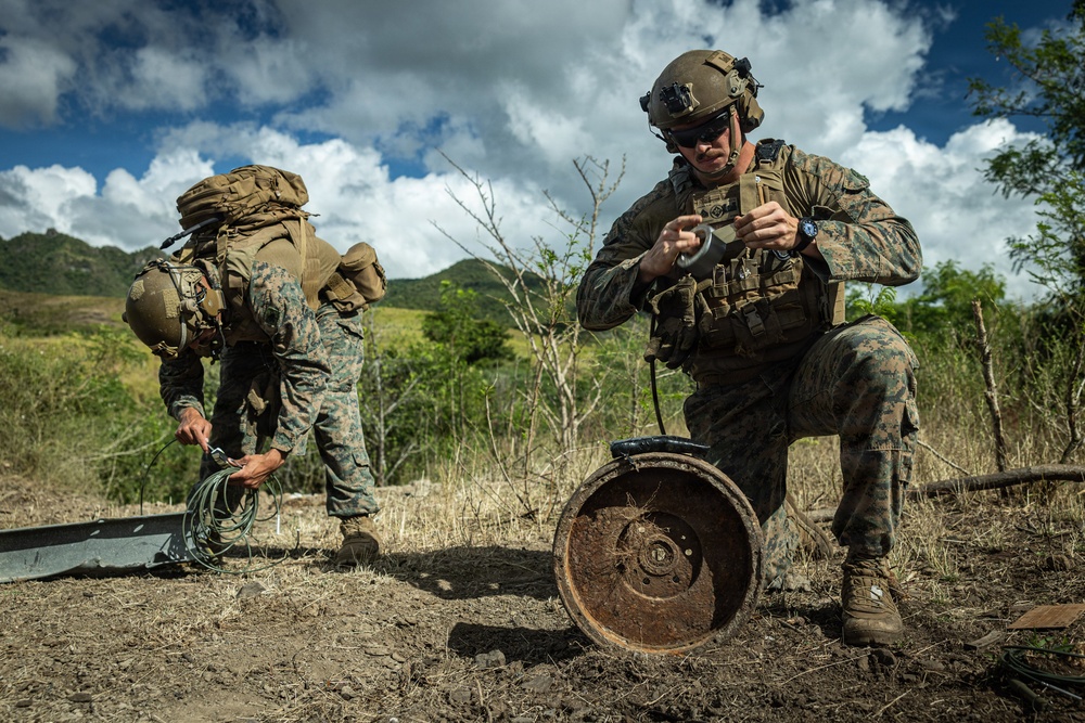 22ND MEU (SOC) | Marines Conduct Demolition Range in Puerto Rico