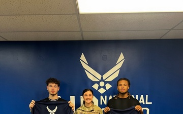 Ohio Air National Guard recruiter has most enlistments nationwide