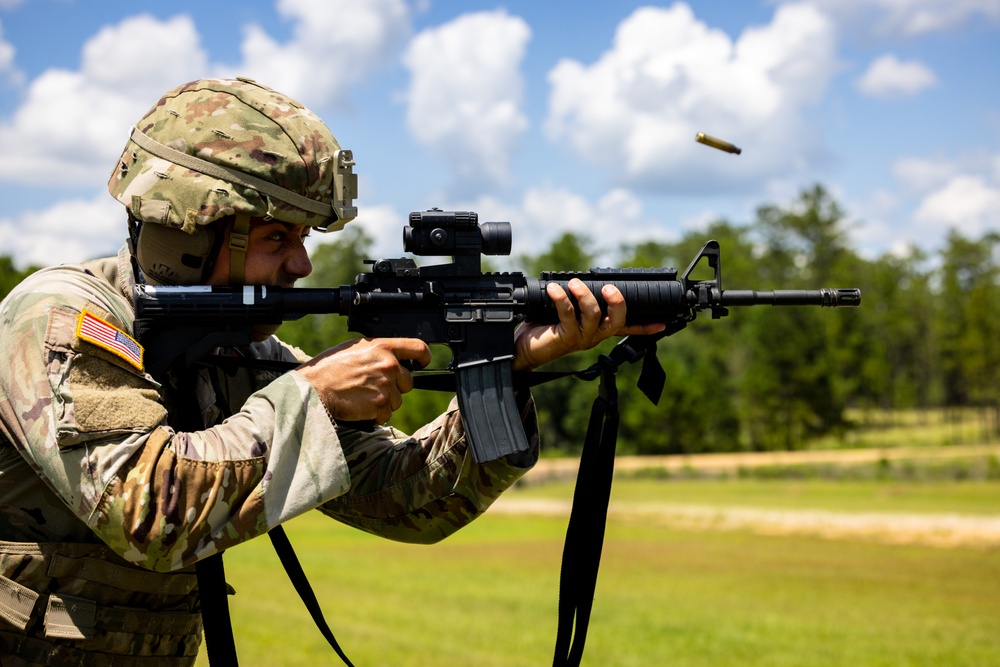 Military Police Qualify on M4 at Titan Warrior 2025