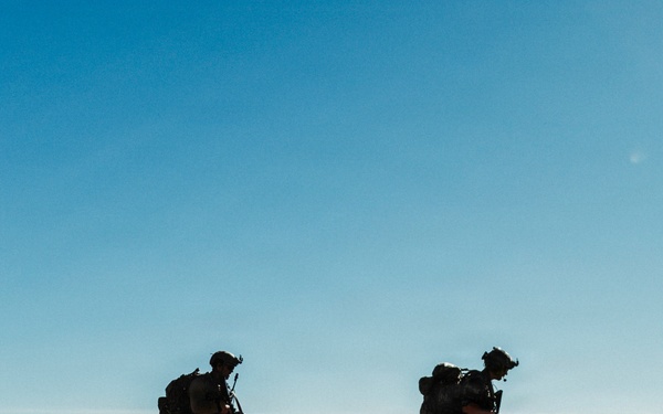 EOD Technicians Conduct Mountain Terrain Drills