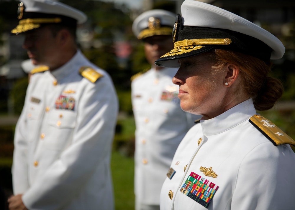 C7F visits the UN Memorial Cemetery