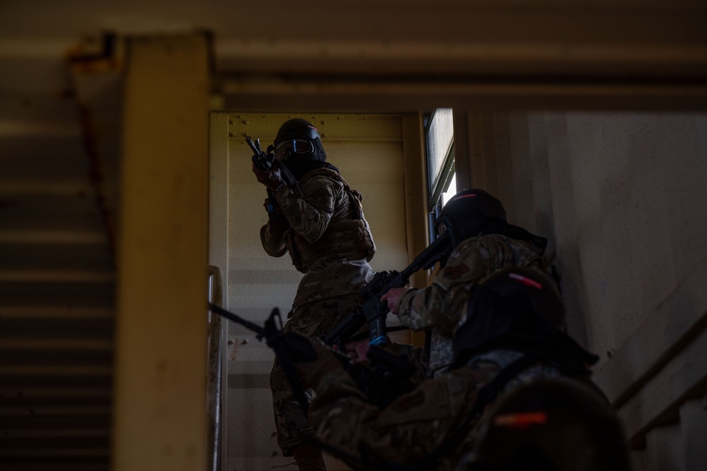 Airmen, Marines return fire during Exercise FISGA RAIN 2025