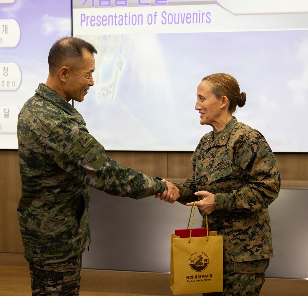 3rd MarDiv, MARFORK visit Republic of Korea 2nd MarDiv