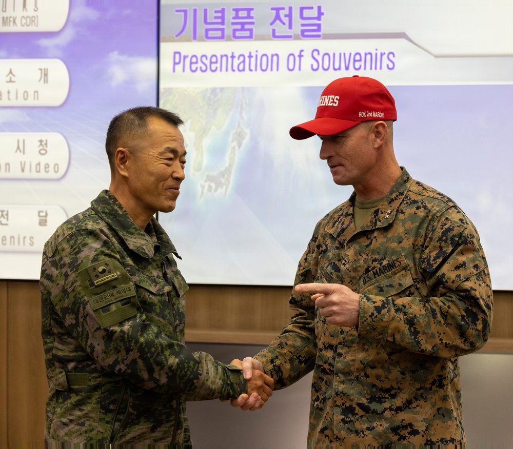 3rd MarDiv, MARFORK visit Republic of Korea 2nd MarDiv