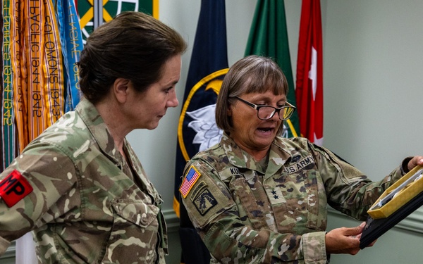 Distinguished Visitors from the Royal Military Police visit the 200th Military Police Command