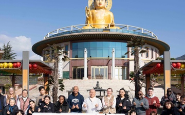 CNFK and Families Participate in COMREL at Hongbeopsa Temple