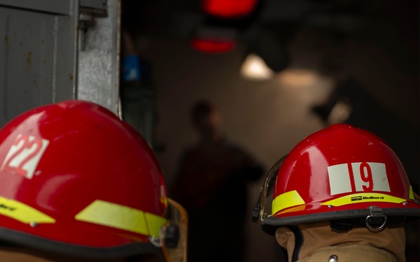 Sailors participate in damage control drill