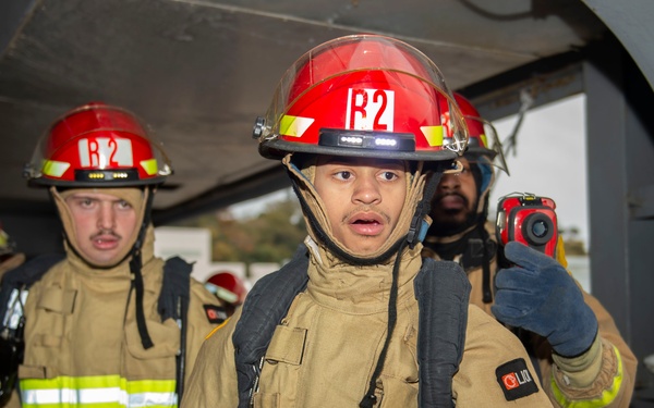 Sailors participate in damage control drill