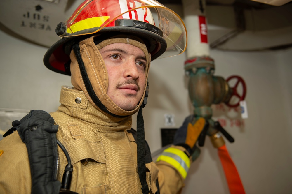 Sailors participate in damage control drill