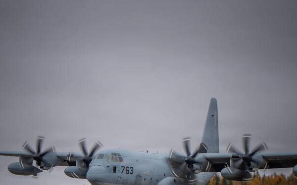 11th Airborne Division Provides Unique Training at Malemute Drop Zone