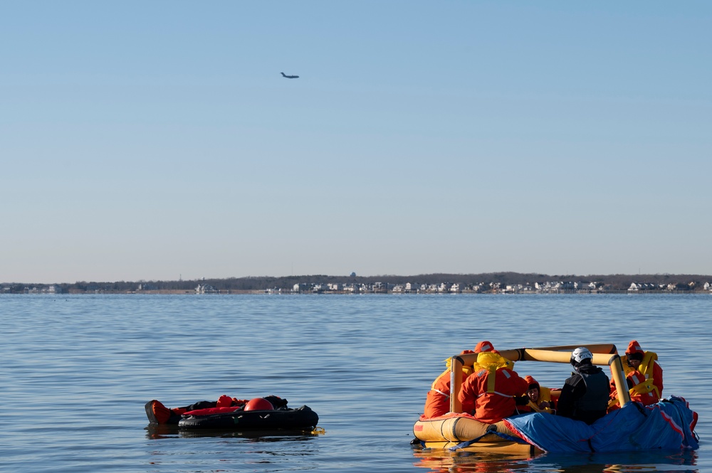 SERE specialists test aircrew members' water survival skills in freezing temperatures