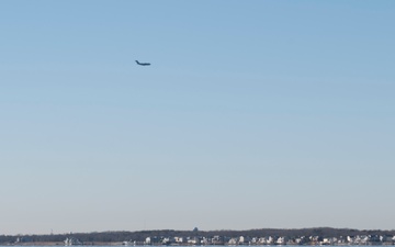 SERE specialists test aircrew members' water survival skills in freezing temperatures