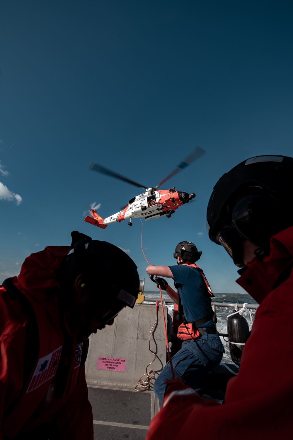 Coast Guard Station Chincoteague conducts Helicopter Training