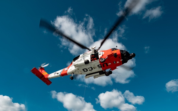 Coast Guard Station Chincoteague conducts Helicopter Training