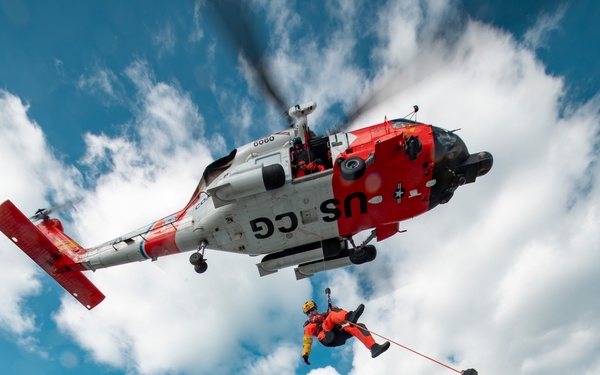 Coast Guard Station Chincoteague conducts Helicopter Training