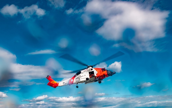 Coast Guard Station Chincoteague conducts Helicopter Training