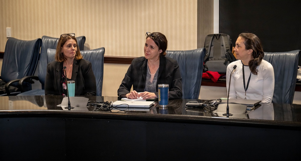 Mr. Chris Grisafe (DASN Energy) visits Carderock