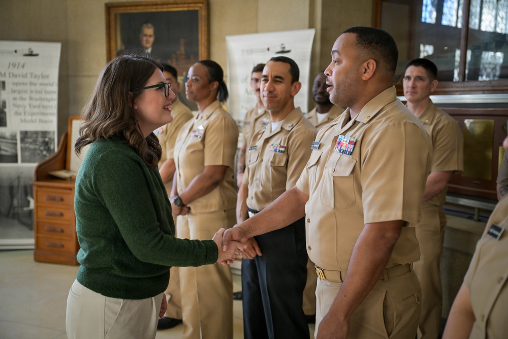 Rep. Sarah Elfreth Visits Carderock