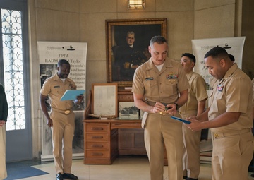 Yeoman Chief Petty Officer Delcon Ferguson Receives Navy and Marine Corp Commendation Medal