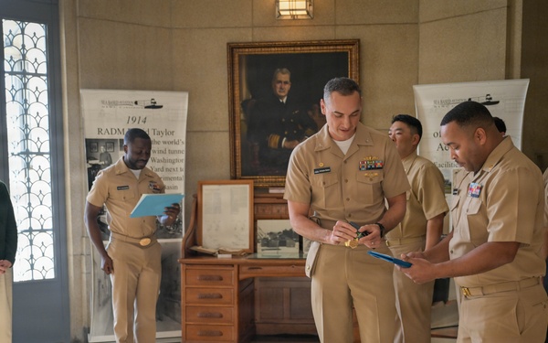 Yeoman Chief Petty Officer Delcon Ferguson Receives Navy and Marine Corp Commendation Medal
