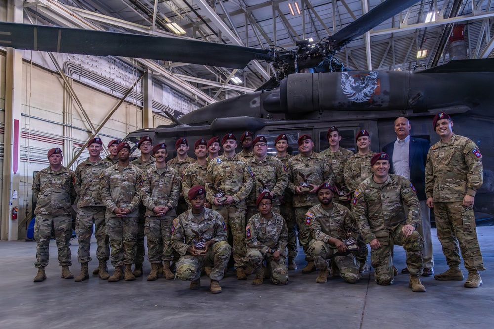 DUSTOFF Soldiers recognized for medication evacuations