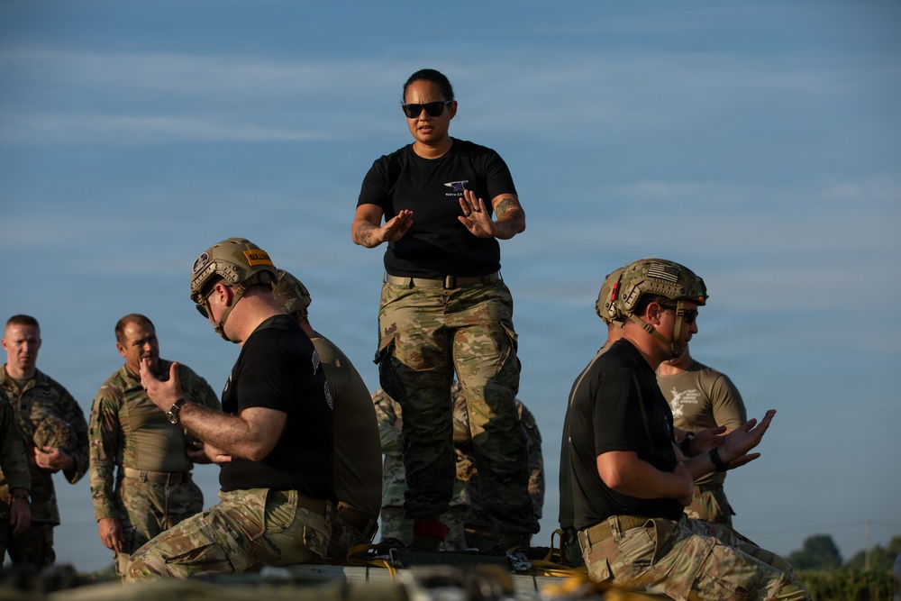 412th Civil Affairs Battalion conducts airborne operations
