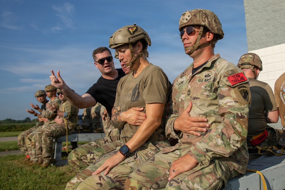 412th Civil Affairs Battalion conducts airborne operations