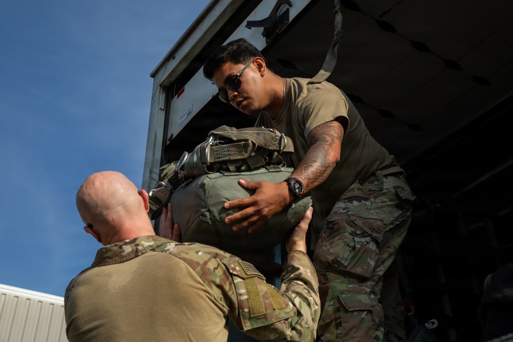 412th Civil Affairs Battalion conducts airborne operations