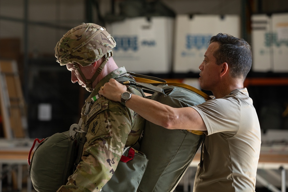 412th Civil Affairs Battalion conducts airborne operations