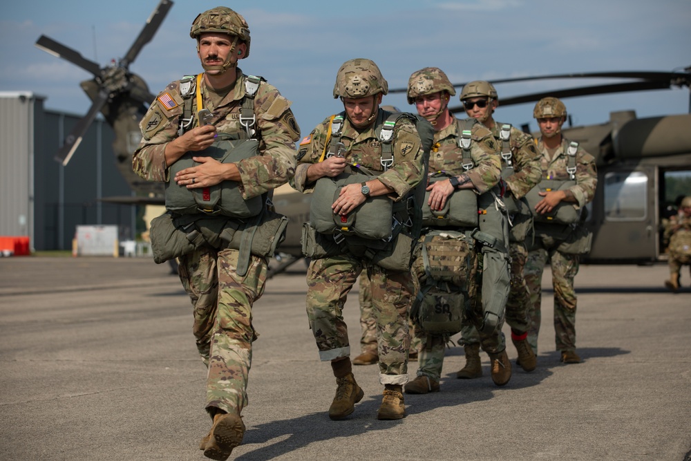 412th Civil Affairs Battalion conducts airborne operations