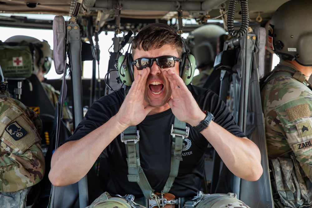 412th Civil Affairs Battalion conducts airborne operations