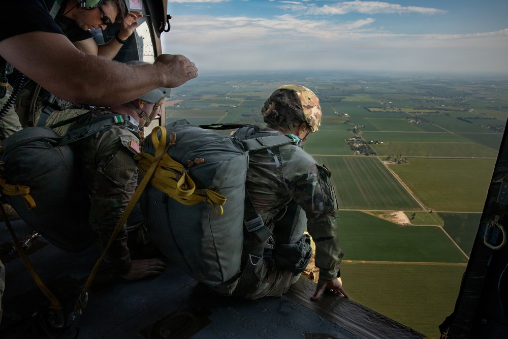 412th Civil Affairs Battalion conducts airborne operations