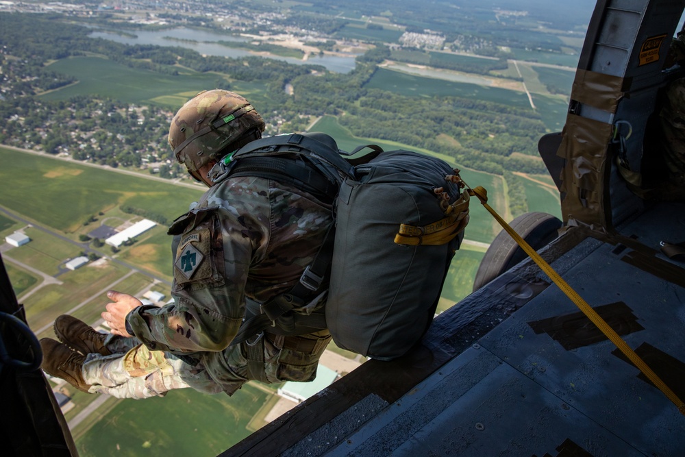 412th Civil Affairs Battalion conducts airborne operations