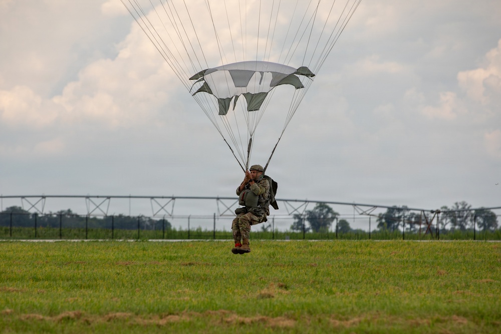 412th Civil Affairs Battalion conducts airborne operations