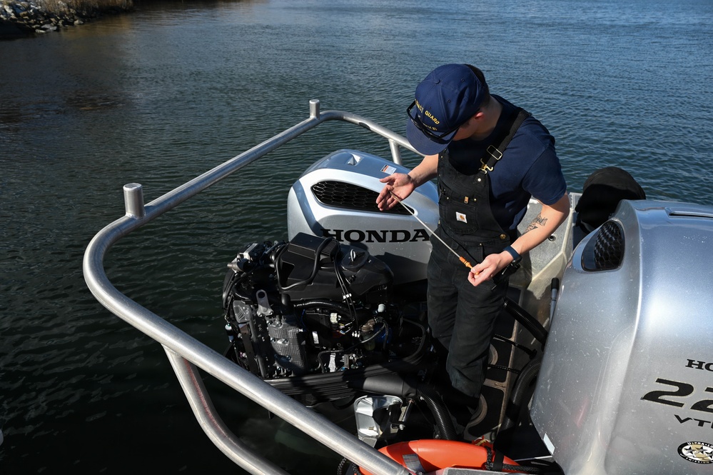 U.S. Coast Guard Station Annapolis Spotlight: Petty Officer 3rd Class William Taylor