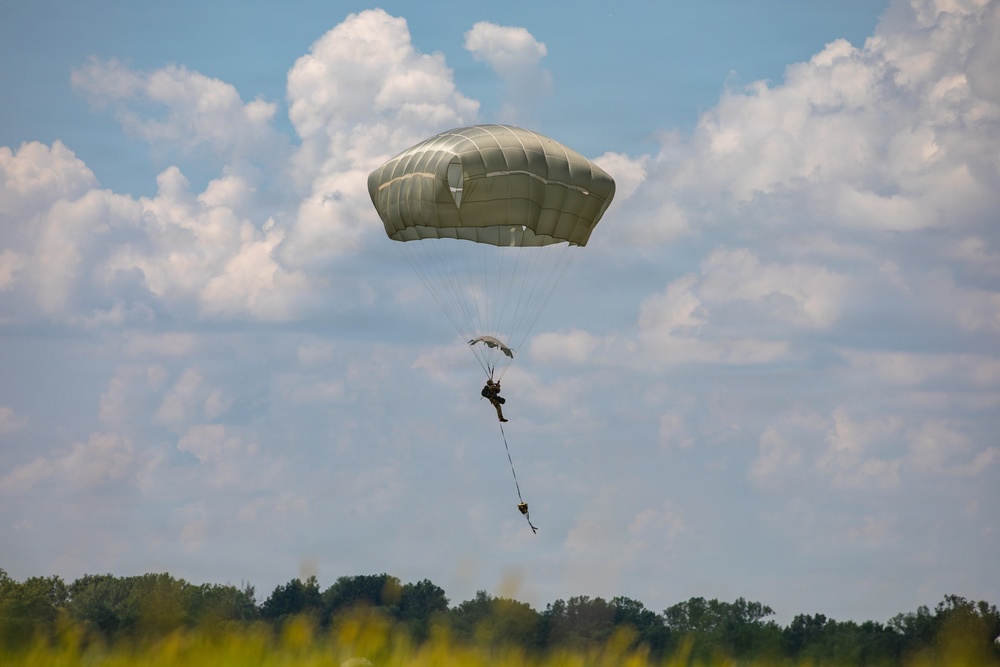 412th Civil Affairs Battalion conducts airborne operations