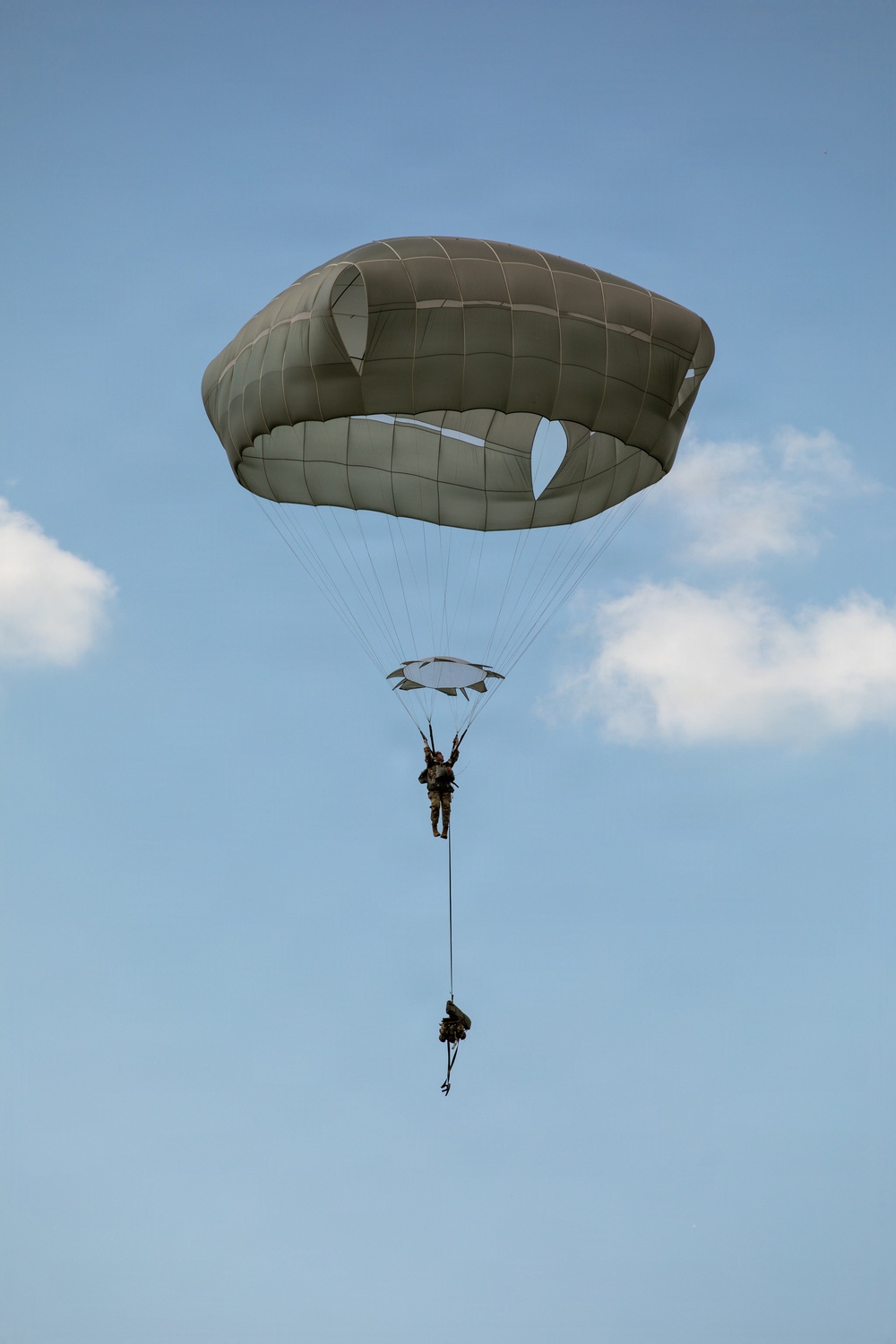 412th Civil Affairs Battalion conducts airborne operations