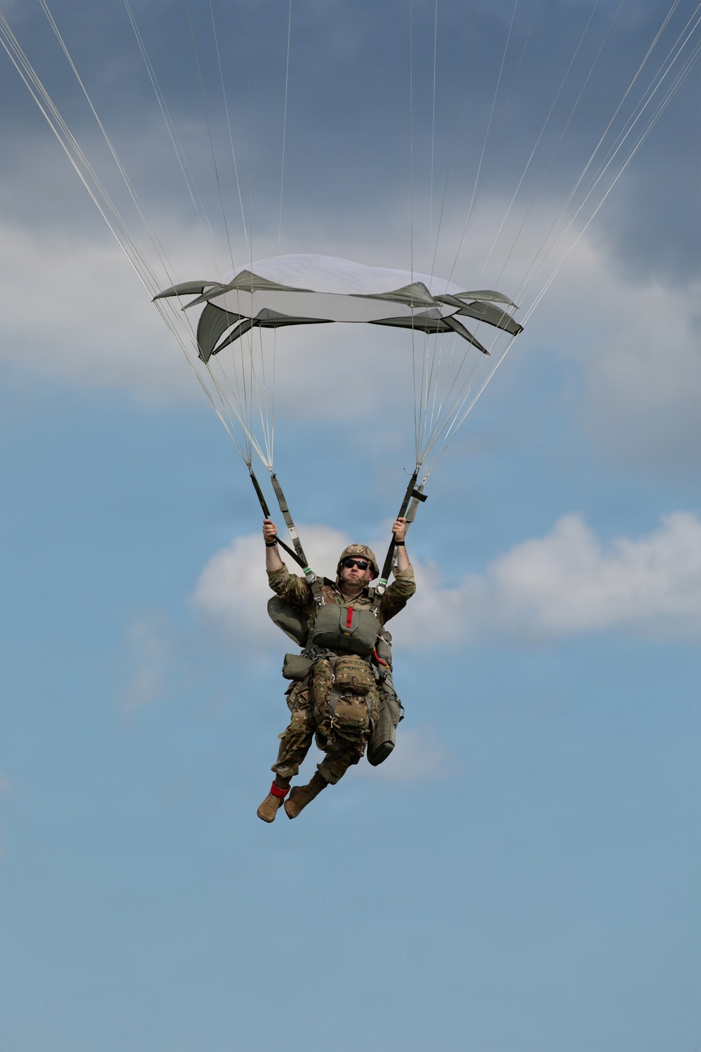 412th Civil Affairs Battalion conducts airborne operations