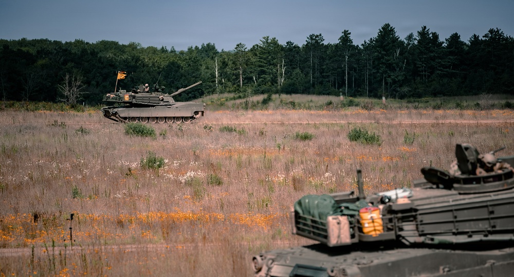 1-145th Armored Regiment Soldiers qualify with M1A2 Abrams during modernization training