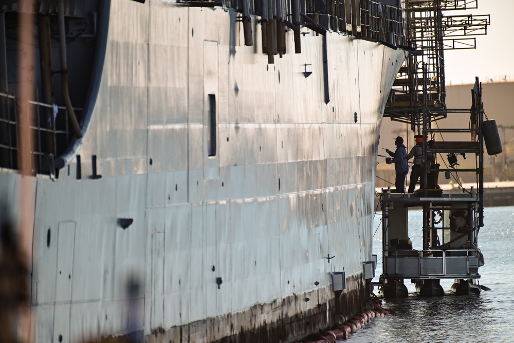Self Defense Test Ship Gets Hull Paint Refresh Ahead of 50th Anniversary of Commissioning
