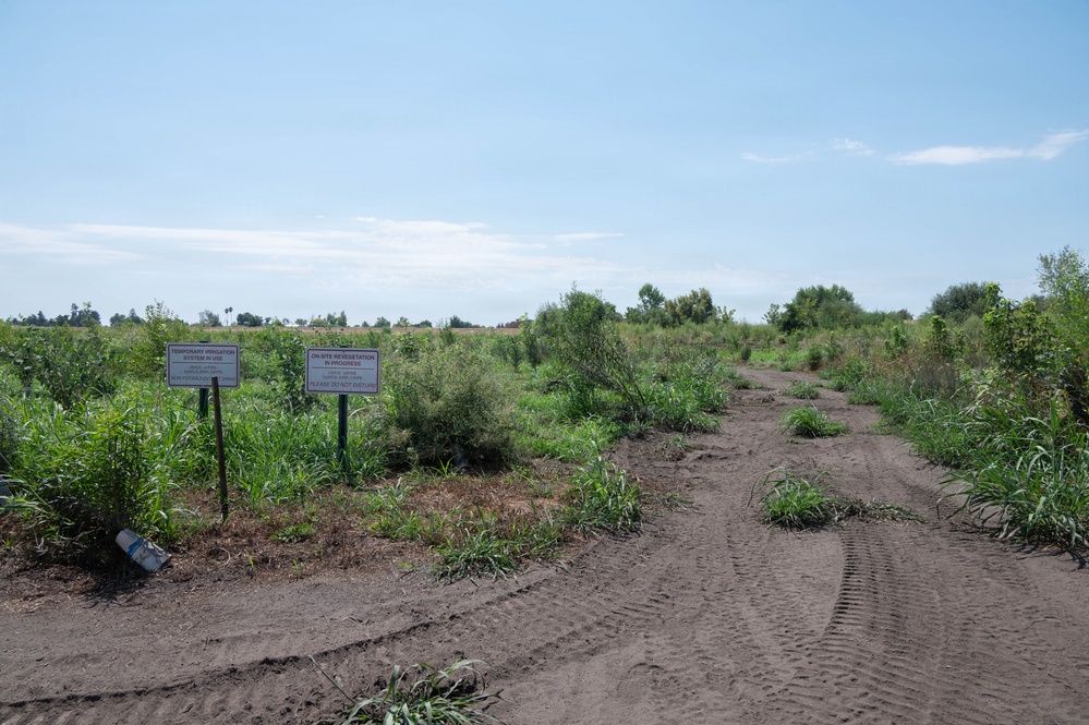 USACE Sacramento Environmental Team Visits Lower San Joaquin River West Mitigation Site