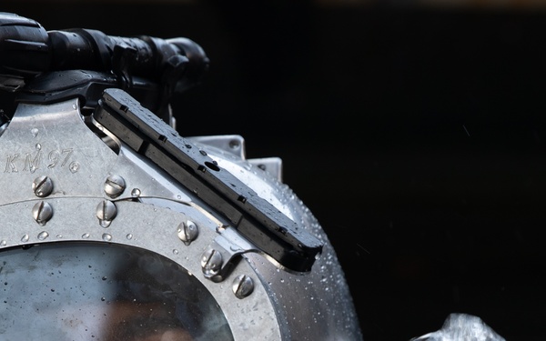 Ike Conducts Planned Incremental Availability maintenance period