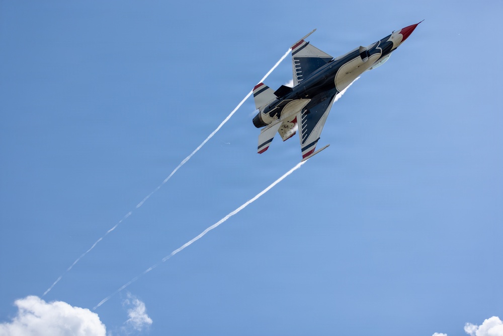 Tinker Air Show Draws Hundreds of Thousands, Celebrates Military Excellence and Community Support