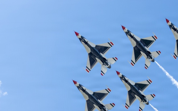 Tinker Air Show Draws Hundreds of Thousands, Celebrates Military Excellence and Community Support