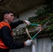 Marines volunteer in vine removal event to aide Okinawa City residents