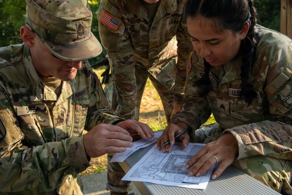 412th Civil Affairs Battalion land navigation